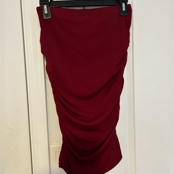 Dresses & Skirts - Ruched burgundy pencil skirt